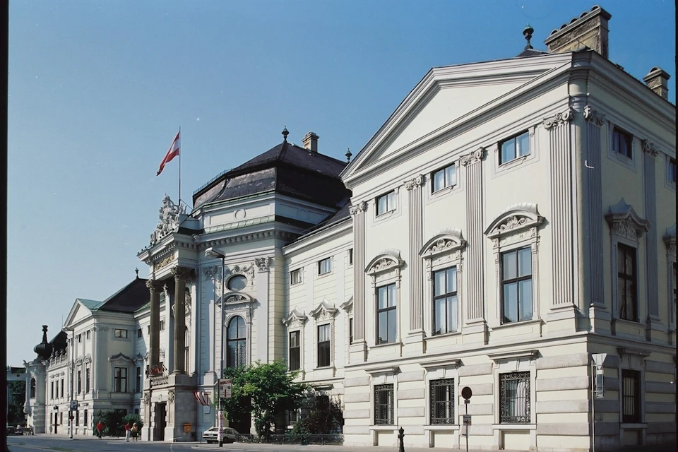 Palais Auersperg