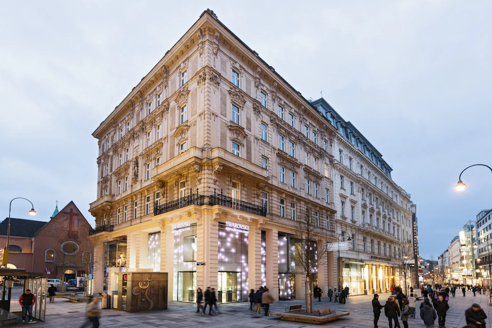 Swarovski Crystal Worlds Store Vienna